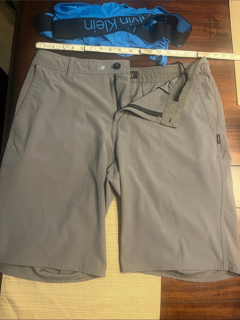 Item 22. O'Neill Gray Men's Hybrid Shorts - 🩳 Stretch Activewear size 34